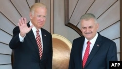 ABD Başkan Yardımcısı Joe Biden Türkiye Başbakanı Binali Yıldırım