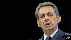 Anketler Fransa Cumhurbaşkanı Sarkozy'nin seçimi kaybedeceğini gösteriyor